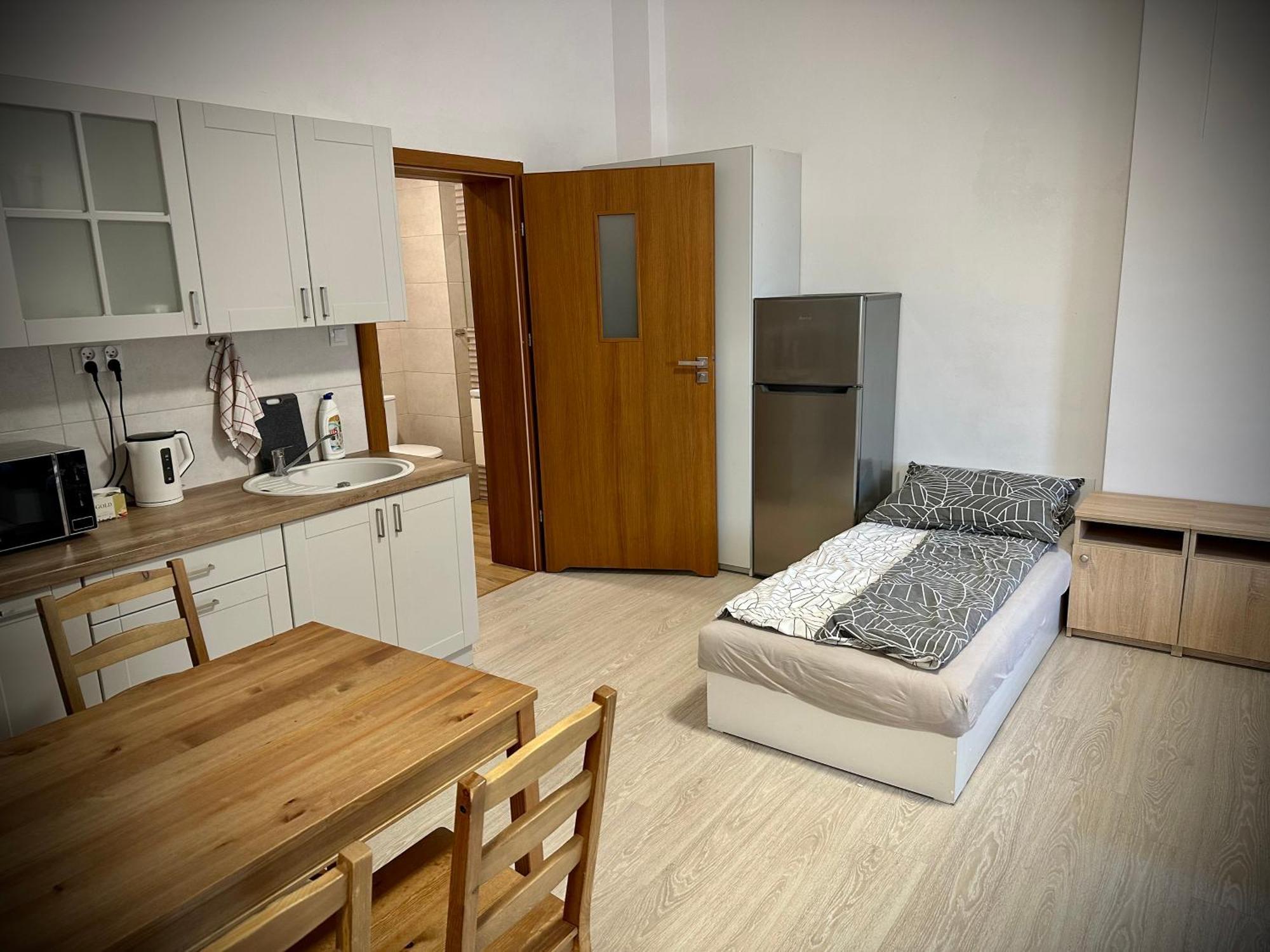 Hostel Sportowa พวอนส์ค ภายนอก รูปภาพ